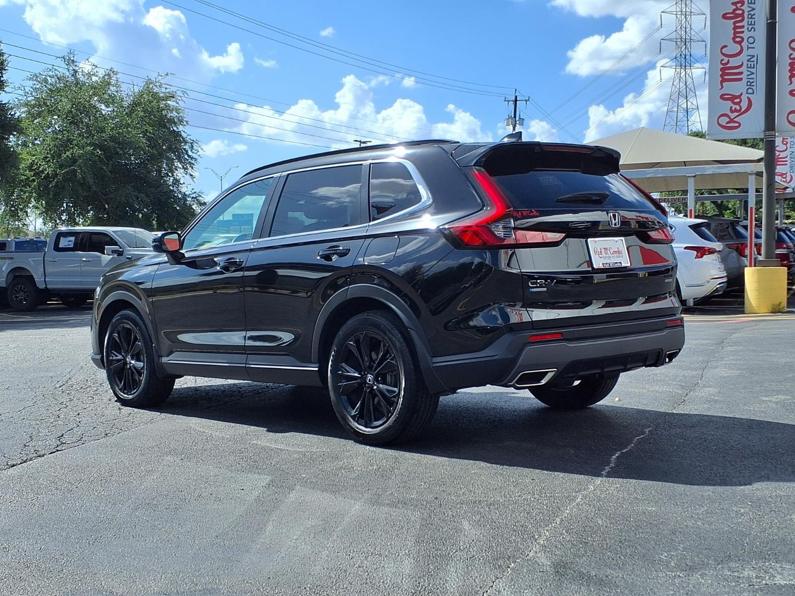 Used 2025 Honda CR-V Sport Touring image 8