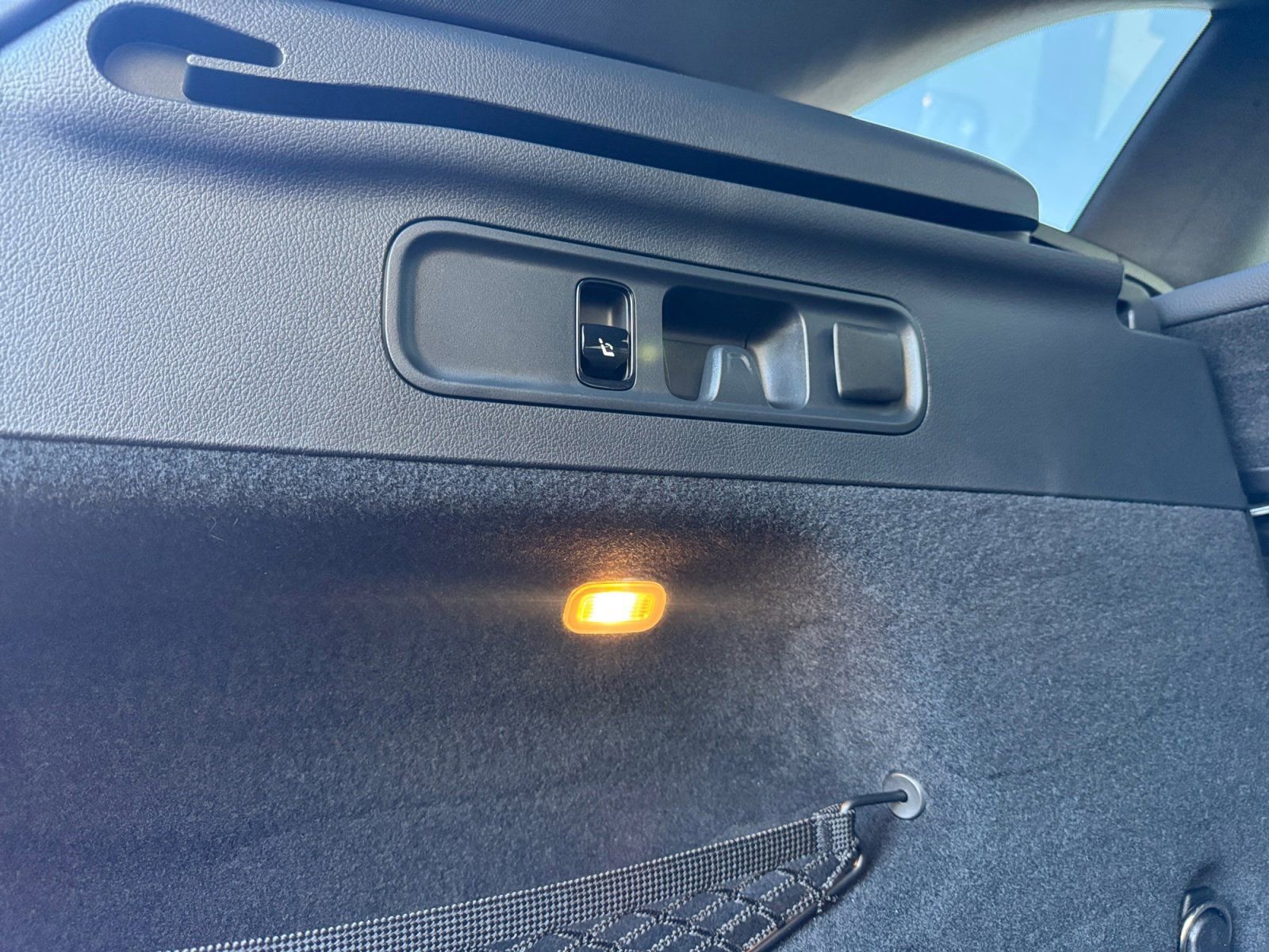 Used 2025 Mercedes-Benz GLC 300 GLC 300 image 17