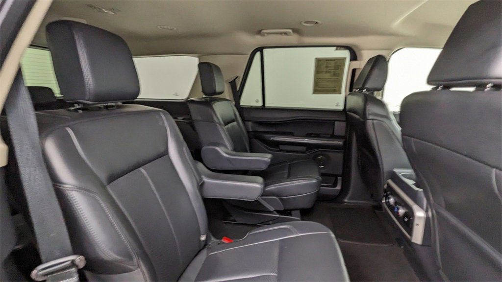 Certified 2024 Ford Expedition XLT image 40