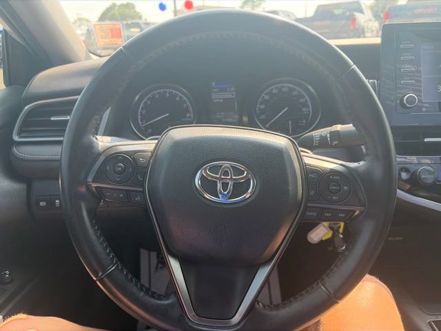 Used 2022 Toyota Camry SE FWD image 19