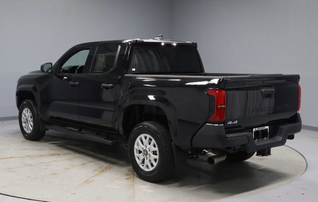 Used 2024 Toyota Tacoma SR AWD/4WD image 3
