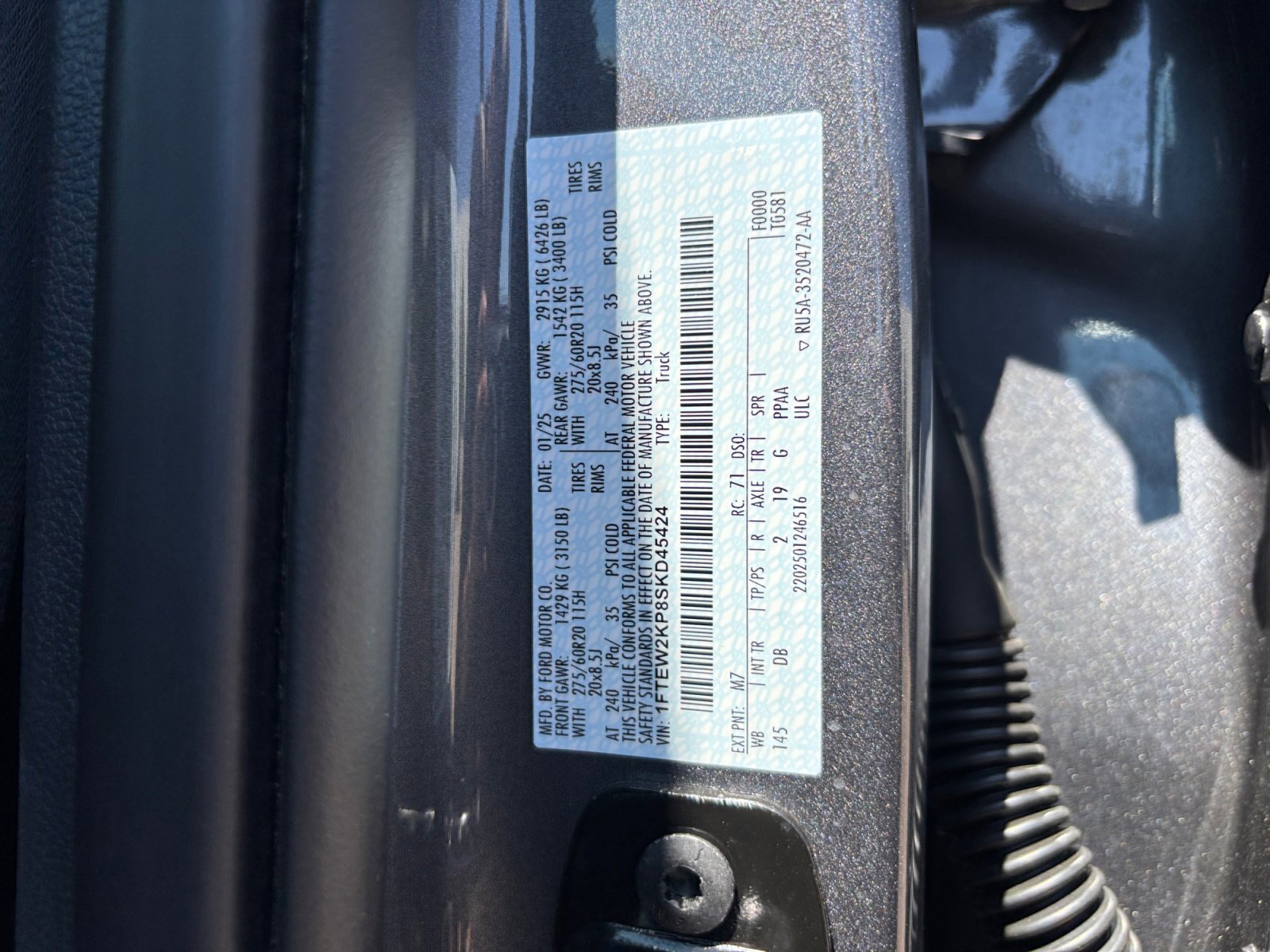 Certified 2025 Ford F150 STX w/ Equipment Group 200A RWD image 23