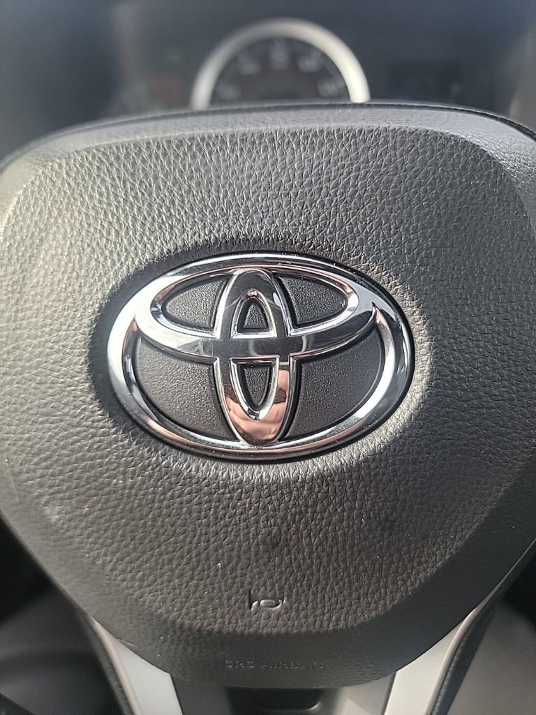 Used 2020 Toyota Corolla SE image 46