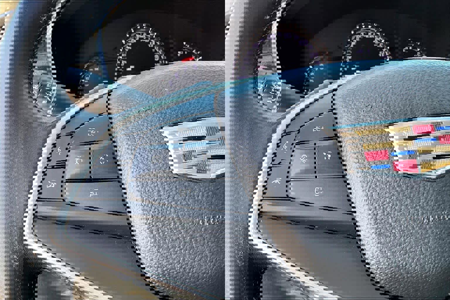 Used 2017 Cadillac XT5 Luxury w/ Driver Awareness Package image 23