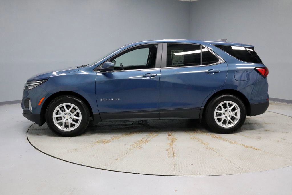 Used 2024 Chevrolet Equinox LT w/ LPO, Floor Liner Package image 2