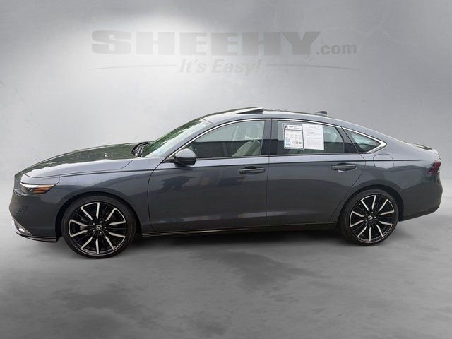 Used 2023 Honda Accord Touring image 15