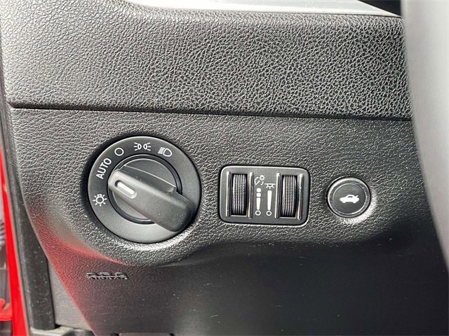 Used 2022 Dodge Charger SXT w/ Blacktop Package image 26