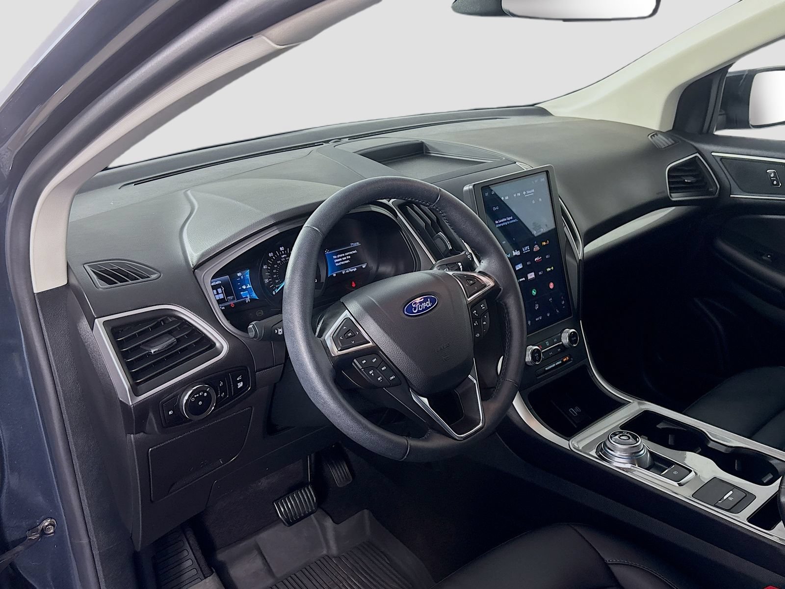 Certified 2024 Ford Edge SEL w/ Convenience Package AWD/4WD image 9