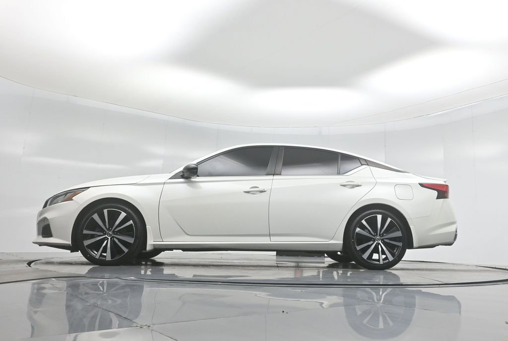 Used 2022 Nissan Altima 2.0 SR image 8