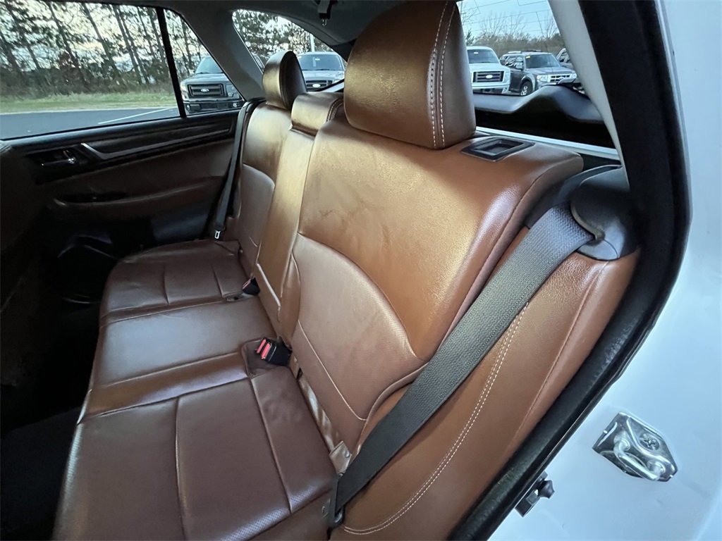 Used 2018 Subaru Outback 2.5i Touring image 22