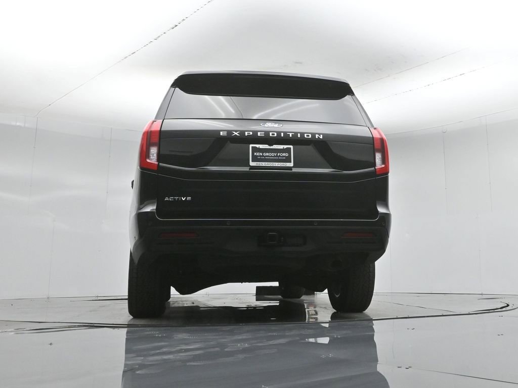 Certified 2025 Ford Expedition Active AWD/4WD image 55