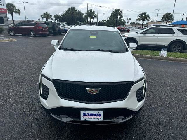 Used 2025 Cadillac XT4 Sport FWD image 6