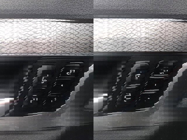 Used 2020 BMW X4 M40i w/ Driving Assistance Package image 9