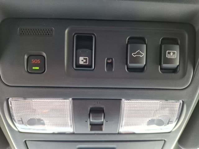 Used 2024 Nissan Titan PRO-4X w/ Pro-4x Convenience Package AWD/4WD image 28
