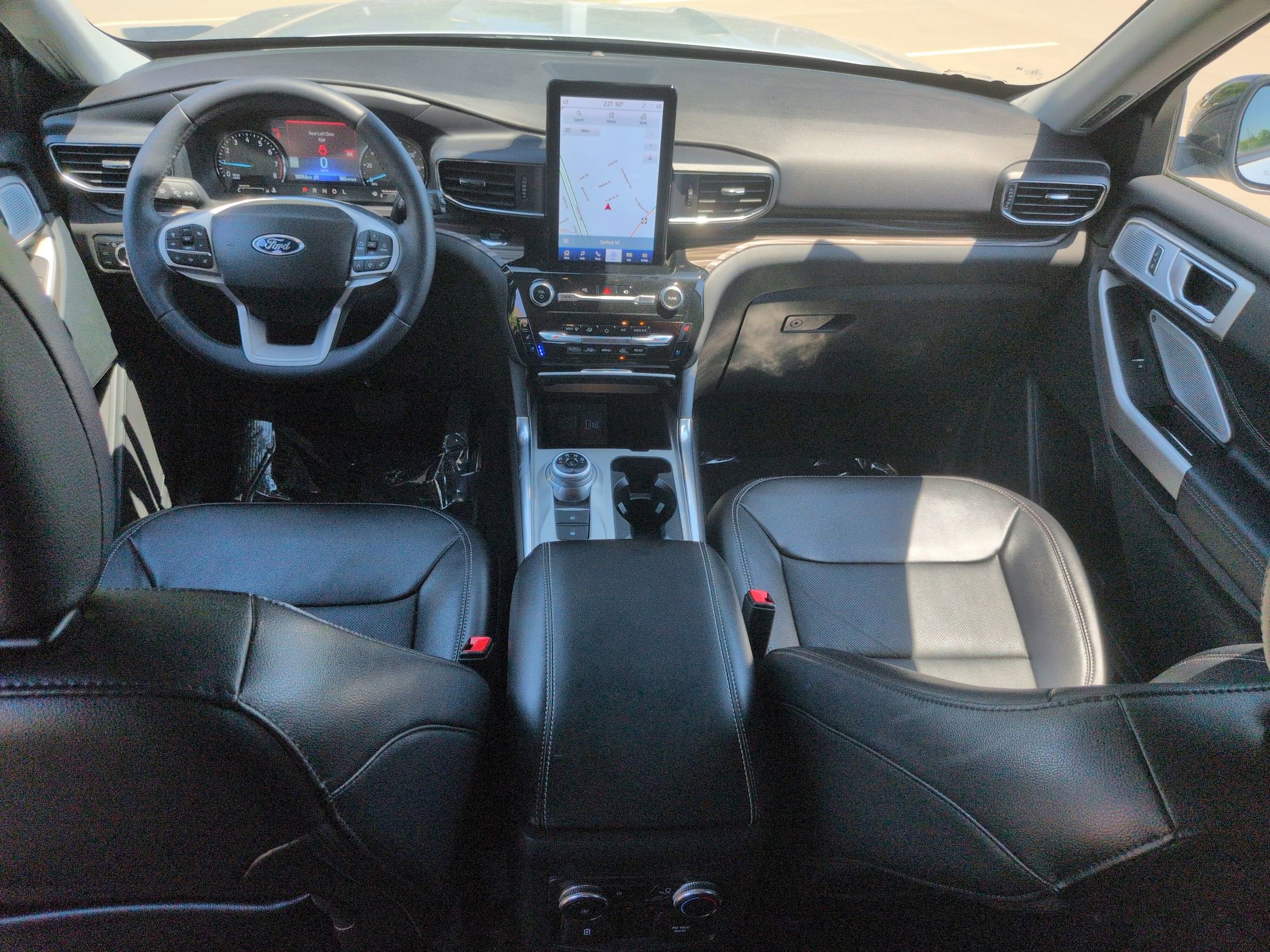 Certified 2023 Ford Explorer Limited w/ Limited Technology Package RWD image 32