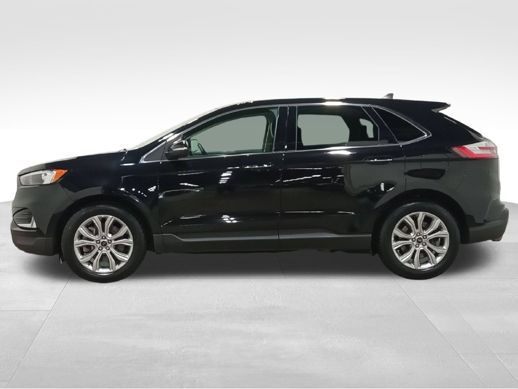 Certified 2024 Ford Edge Titanium AWD/4WD image 8