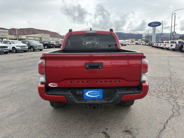 Used 2020 Toyota Tacoma TRD Off-Road image 4