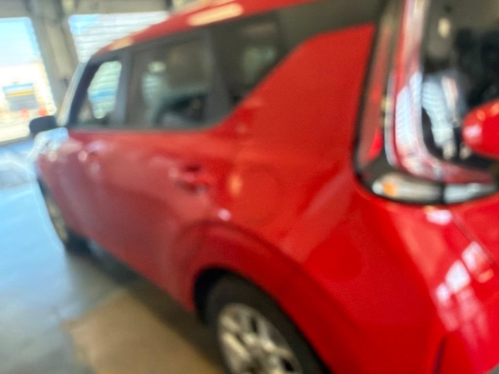 Used 2024 Kia Soul S FWD image 10