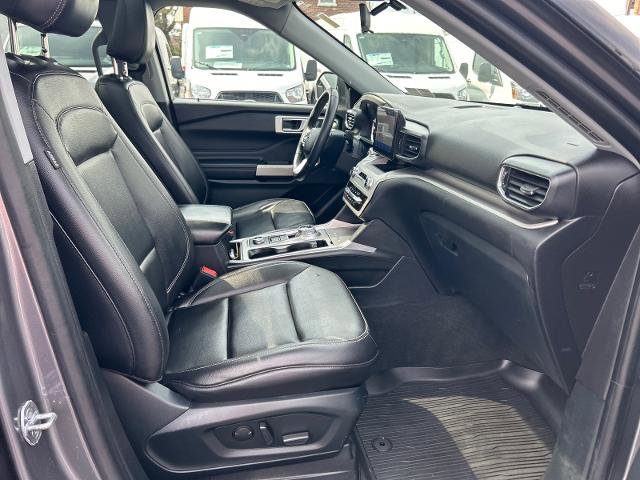 Certified 2021 Ford Explorer XLT w/ Equipment Group 202A image 20