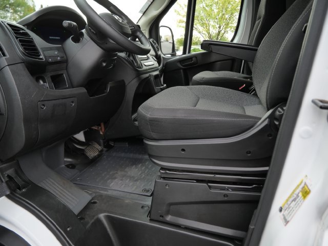 Used 2025 RAM ProMaster 2500 w/ U-Haul Equipment Group FWD image 17