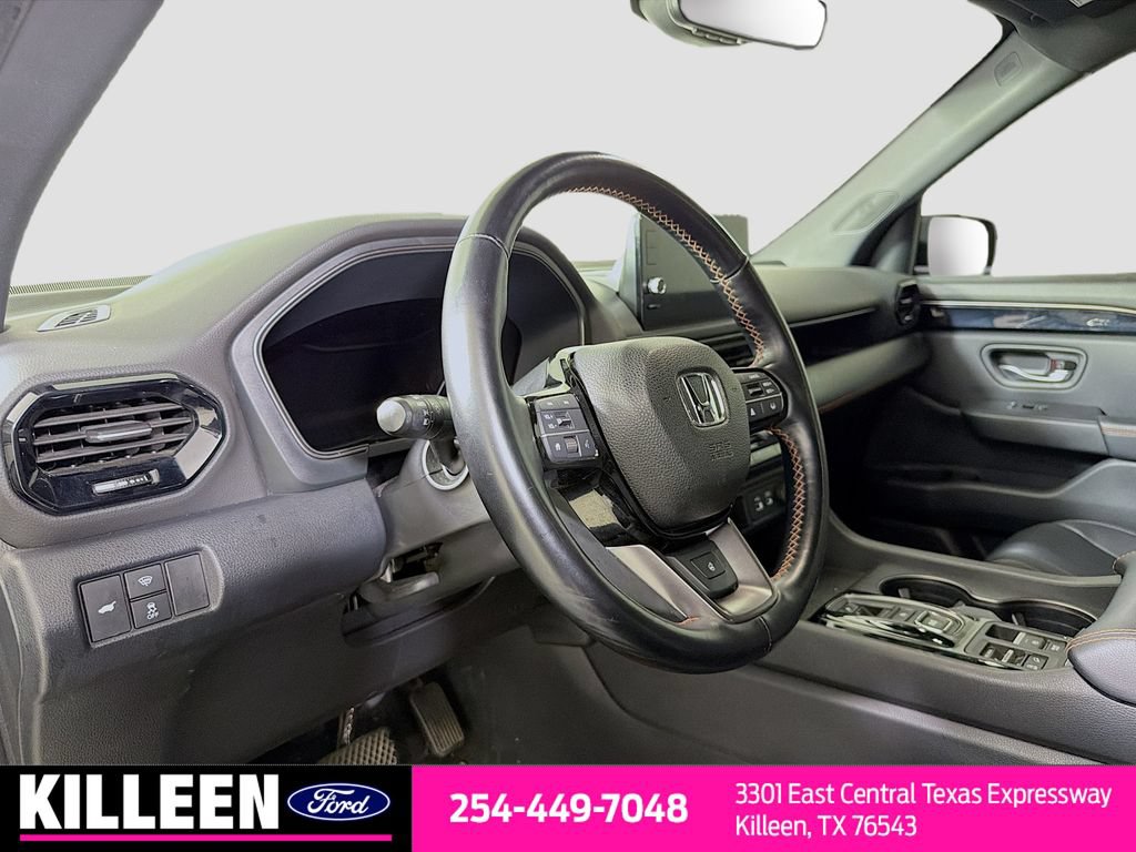 Used 2023 Honda Pilot TrailSport image 10