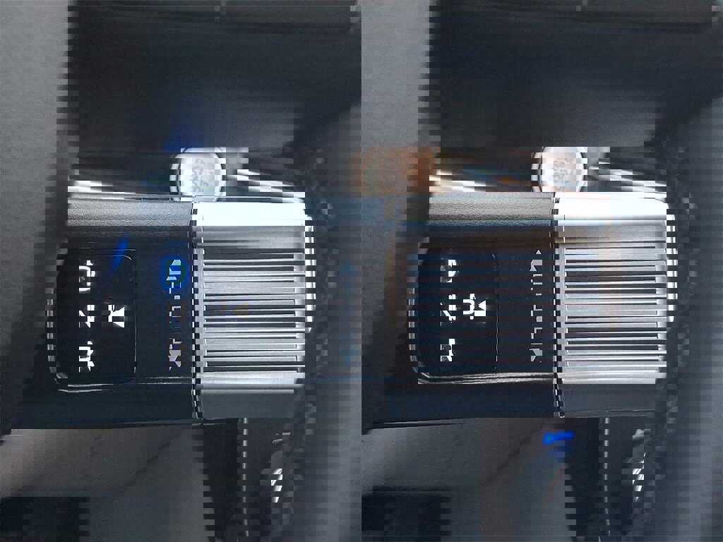 Used 2025 Hyundai Tucson Limited image 15