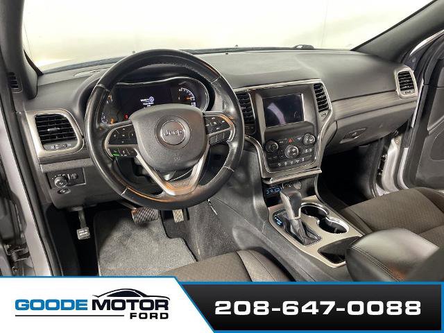 Used 2021 Jeep Grand Cherokee Laredo image 8