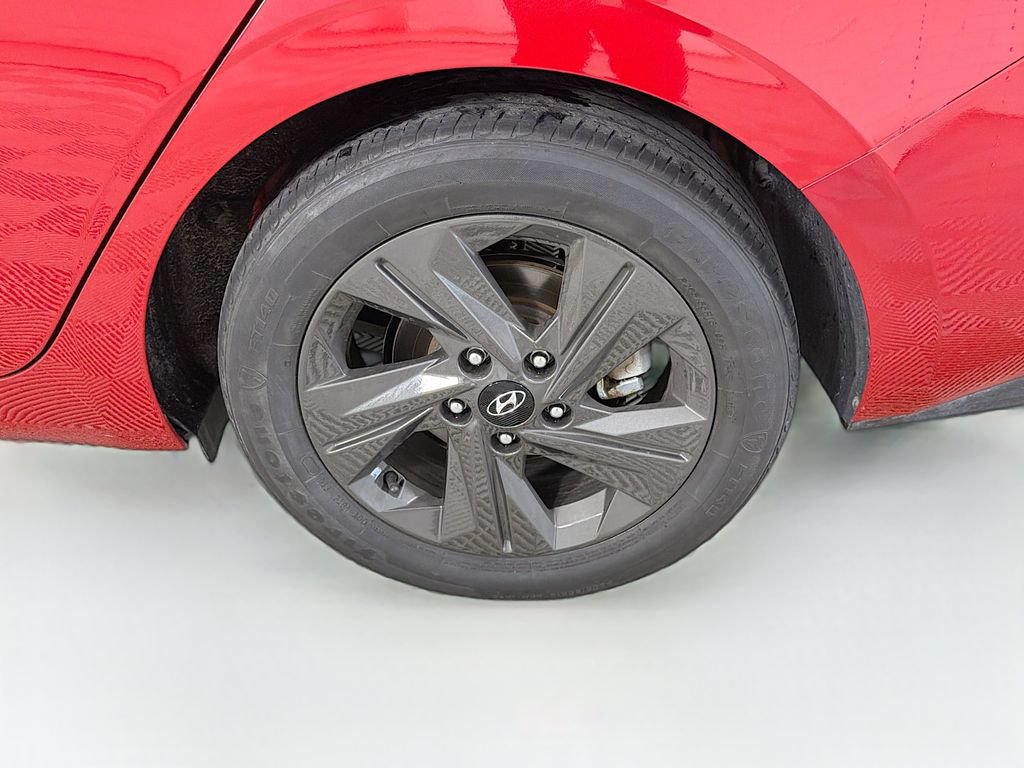 Used 2023 Hyundai Elantra SEL FWD image 30