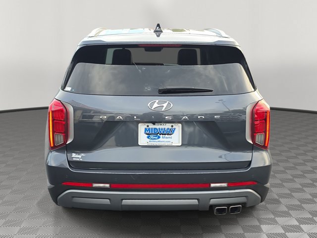 Used 2024 Hyundai Palisade SEL w/ Premium Package FWD image 5