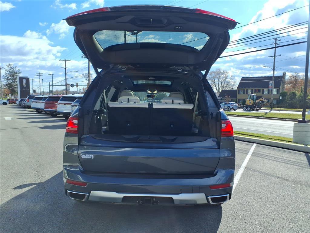Used 2019 BMW X7 xDrive50i w/ Premium Package image 10