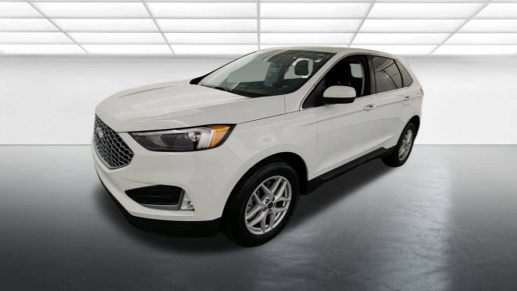 Certified 2023 Ford Edge SEL w/ Convenience Package image 3