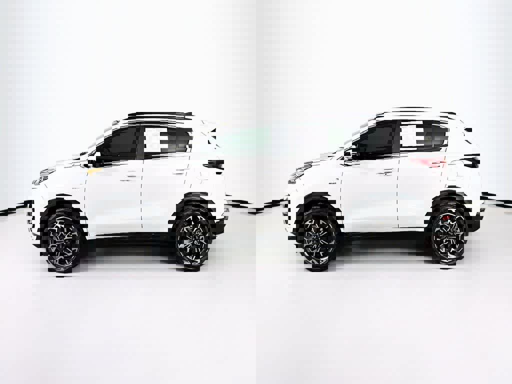 Used 2021 Kia Sportage SX image 3