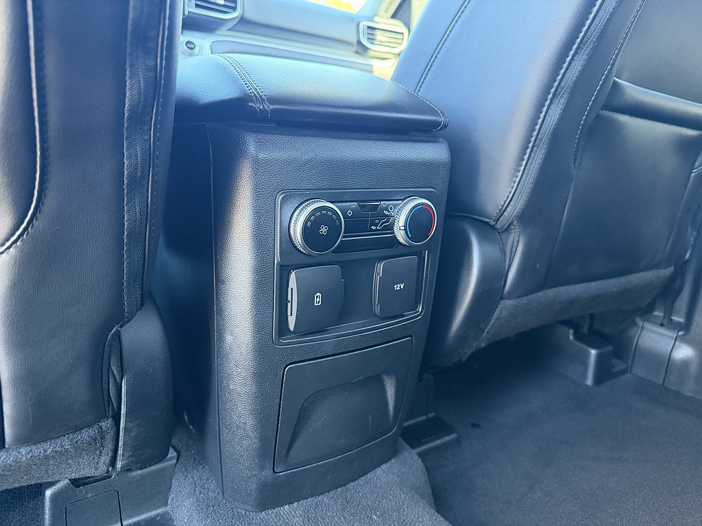 Certified 2022 Ford Explorer XLT w/ Equipment Group 202A AWD/4WD image 13