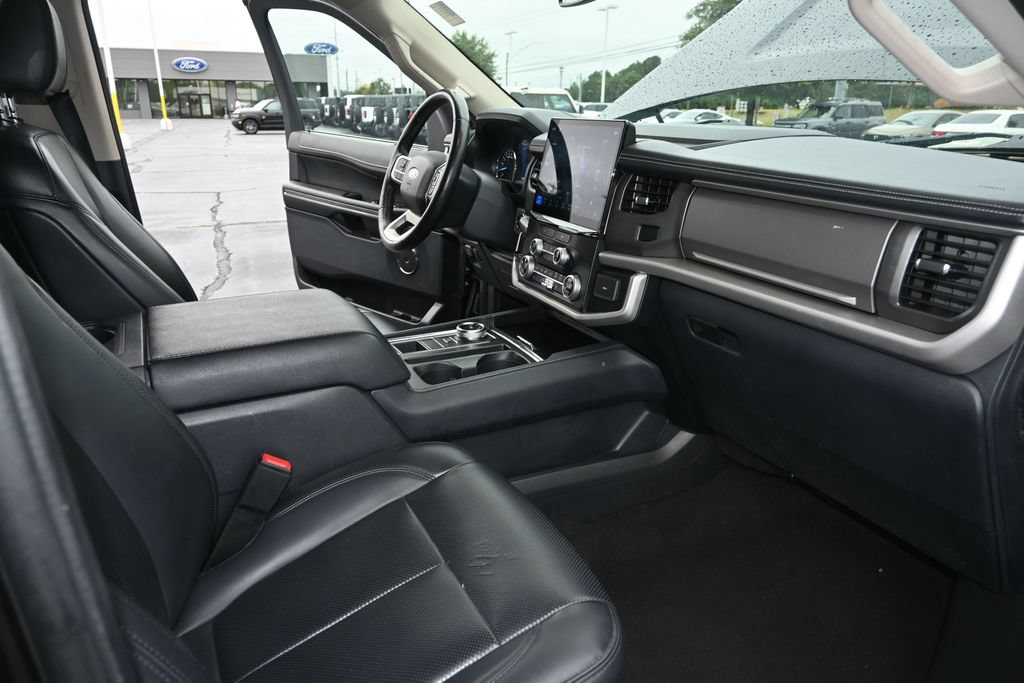 Certified 2024 Ford Expedition Max XLT RWD image 28