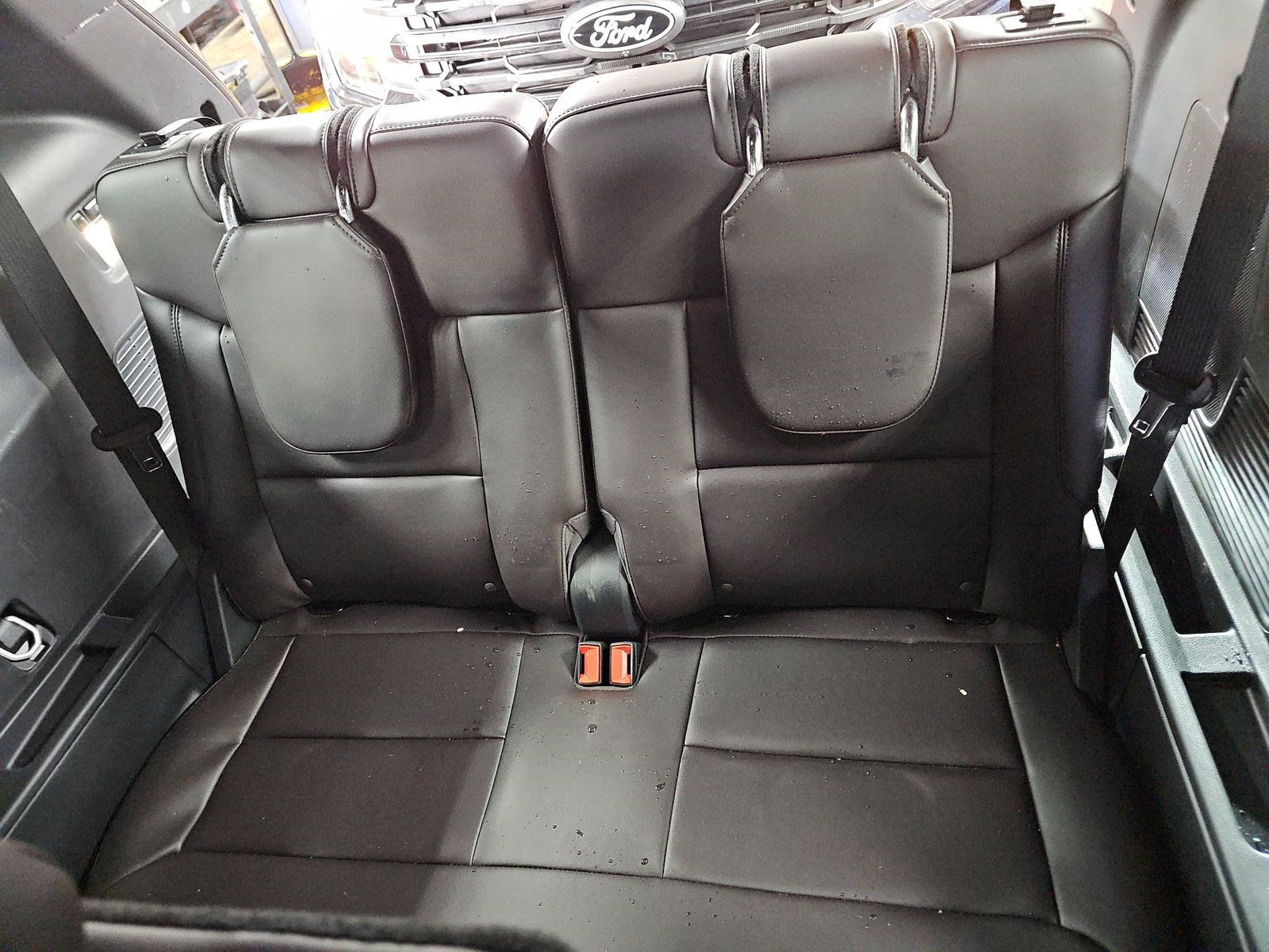 Certified 2025 Ford Explorer Platinum image 19