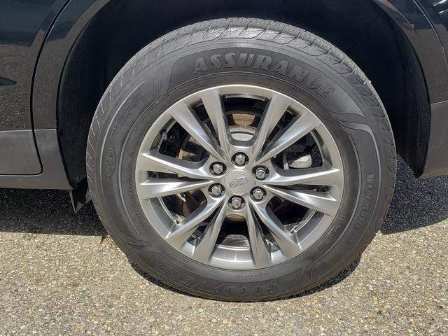 Used 2023 Cadillac XT5 Premium Luxury w/ LPO, Floor Liner Package AWD/4WD image 28