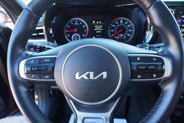 Used 2023 Kia K5 GT-Line AWD/4WD image 23