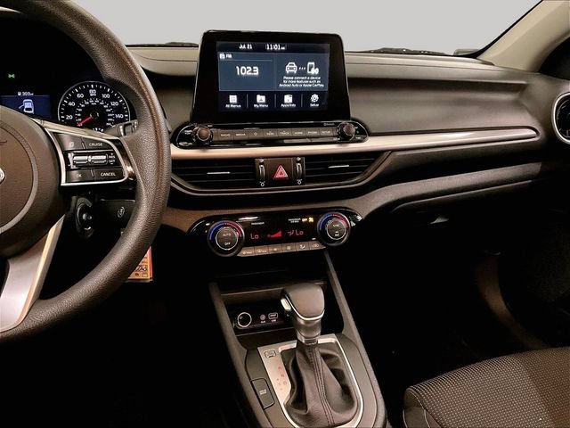 Used 2019 Kia Forte LXS FWD image 6