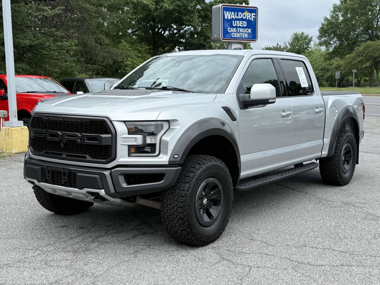 Certified 2017 Ford F150 Raptor w/ Equipment Group 802A Luxury AWD/4WD image 5