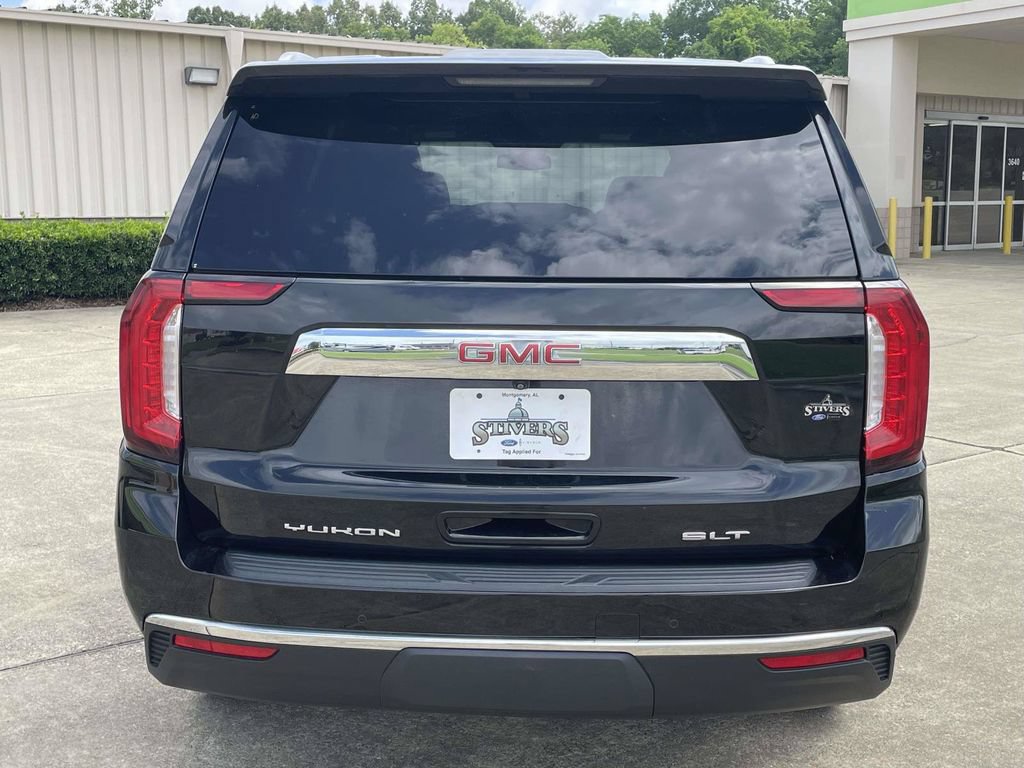 Used 2023 GMC Yukon SLT AWD/4WD image 4