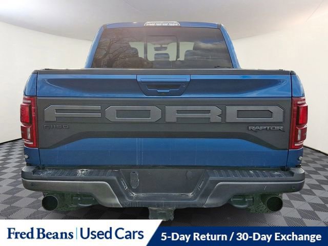 Certified 2019 Ford F150 Raptor w/ Equipment Group 802A Luxury image 3