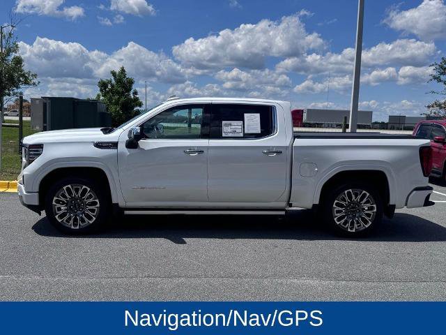 Used 2024 GMC Sierra 1500 Denali Ultimate AWD/4WD image 4