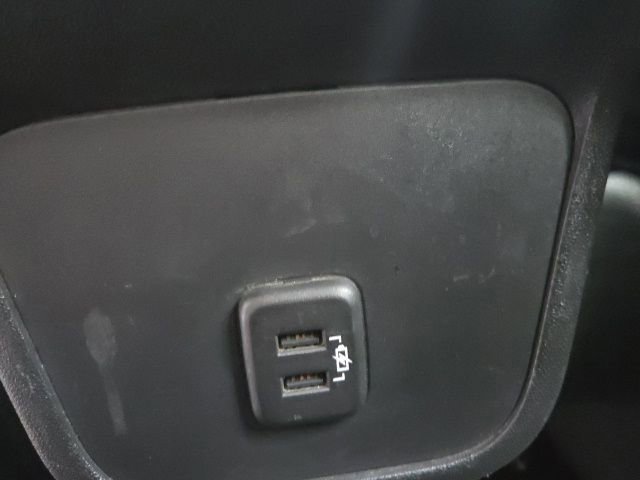 Used 2019 Chevrolet Equinox LS w/ LS Convenience Package image 18