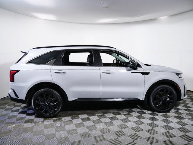 Used 2023 Kia Sorento SX image 6