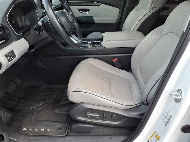 Used 2023 Honda Pilot Elite image 8