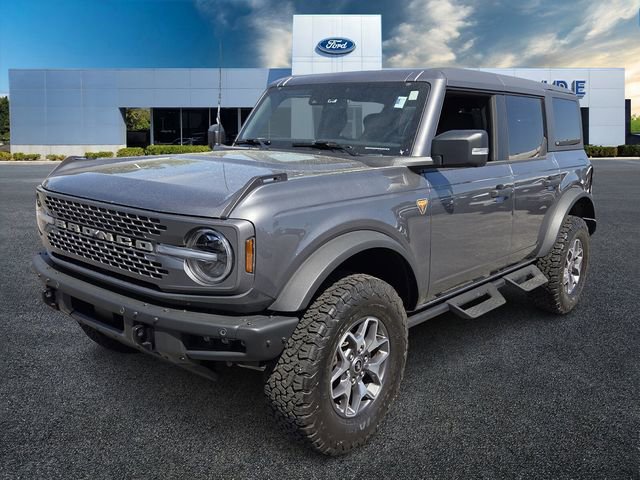 Certified 2024 Ford Bronco Badlands image 3