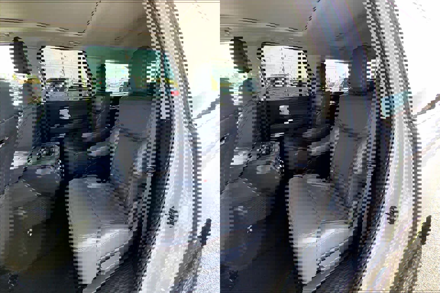 Certified 2025 Ford Expedition Active image 20