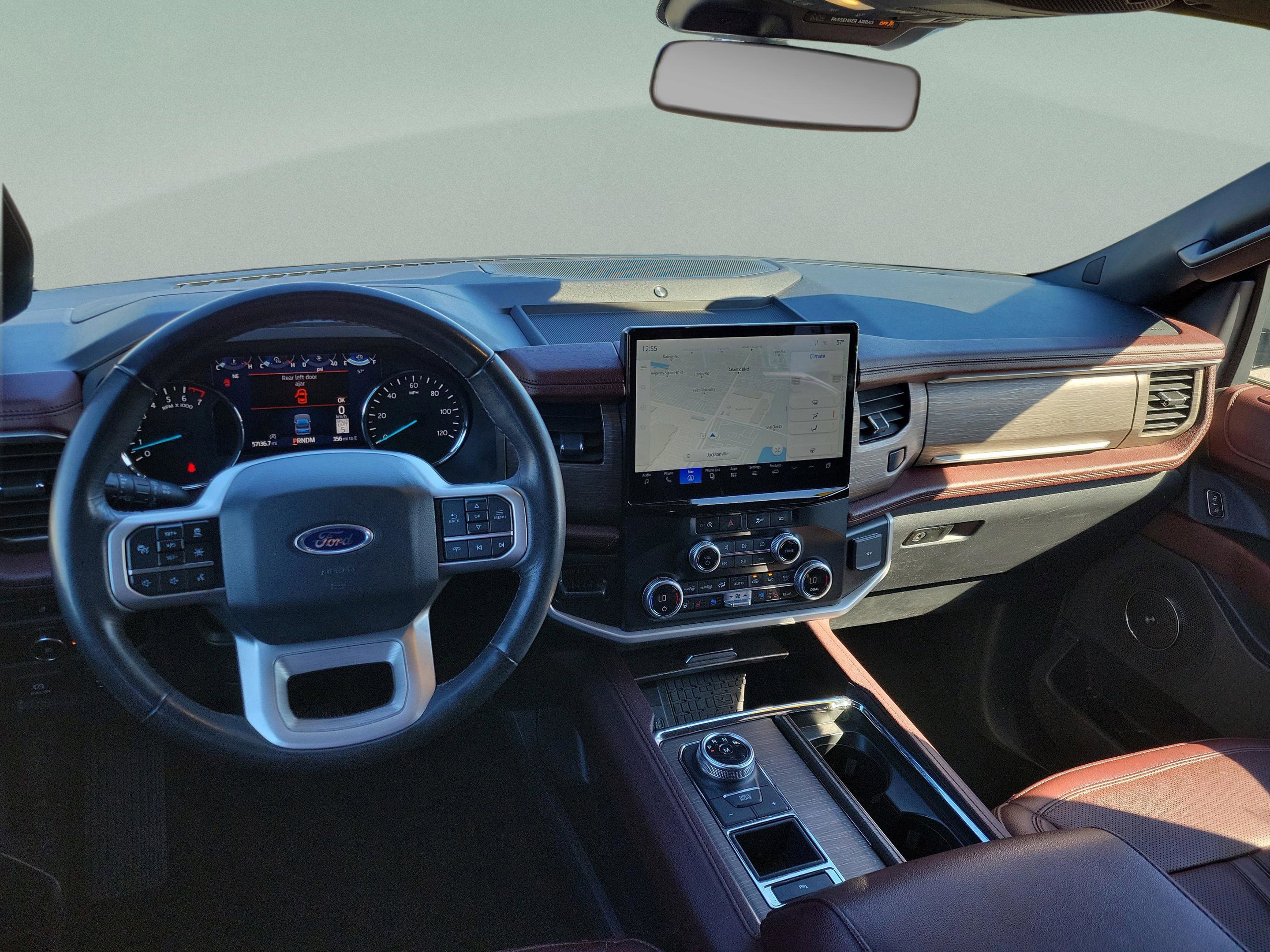 Certified 2024 Ford Expedition Limited image 26