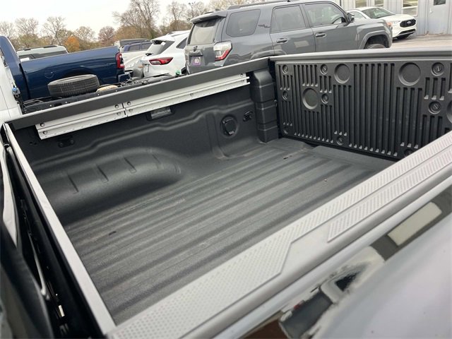 Used 2025 Nissan Frontier Pro-X w/ Pro Convenience Package image 12