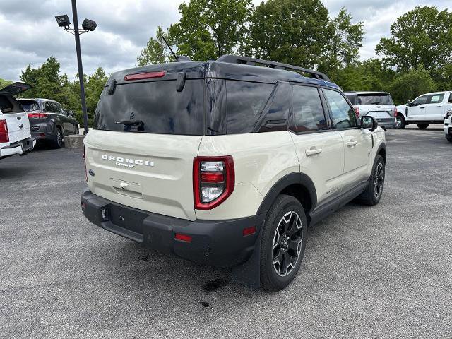 Certified 2025 Ford Bronco Sport Outer Banks w/ Outer Banks Tech Package+ AWD/4WD image 6